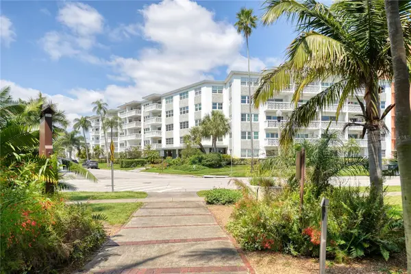 1100 N Shore Drive Ne #505, ST PETERSBURG, FL 33701