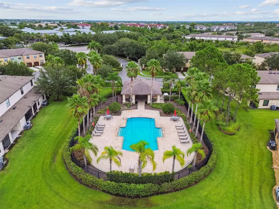 2510 Edgewater Falls Drive, Brandon, FL 33511 - #2