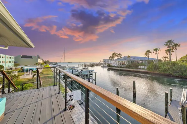 439 Causeway Boulevard, DUNEDIN, FL 34698