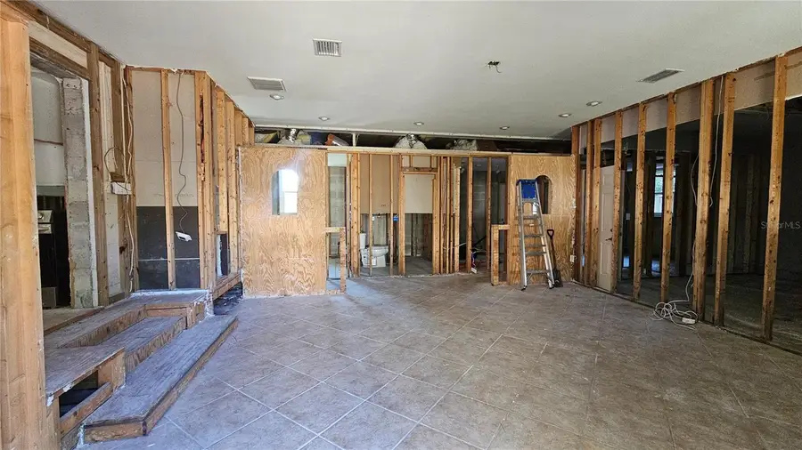 208 48th Avenue N, Saint Petersburg, FL 33703 - #3