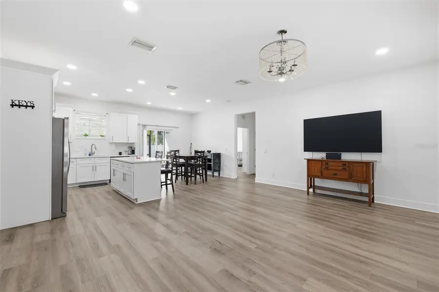 4401 Cobia Drive Se, Saint Petersburg, FL 33705 - #2