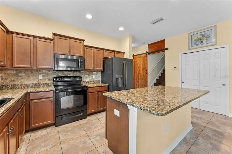 8005 112th Avenue E, Parrish, FL 34219 - #2