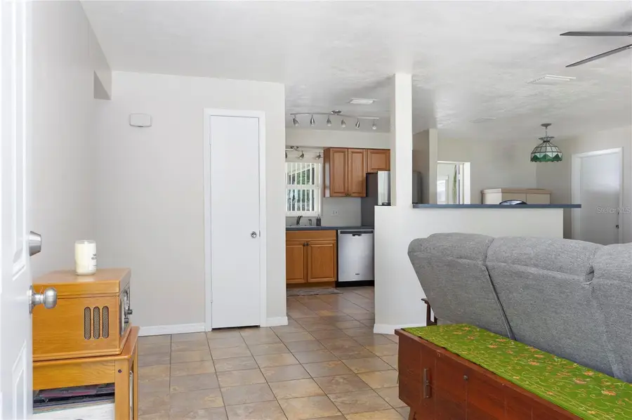 6401 26th Way N, Saint Petersburg, FL 33702 - #2