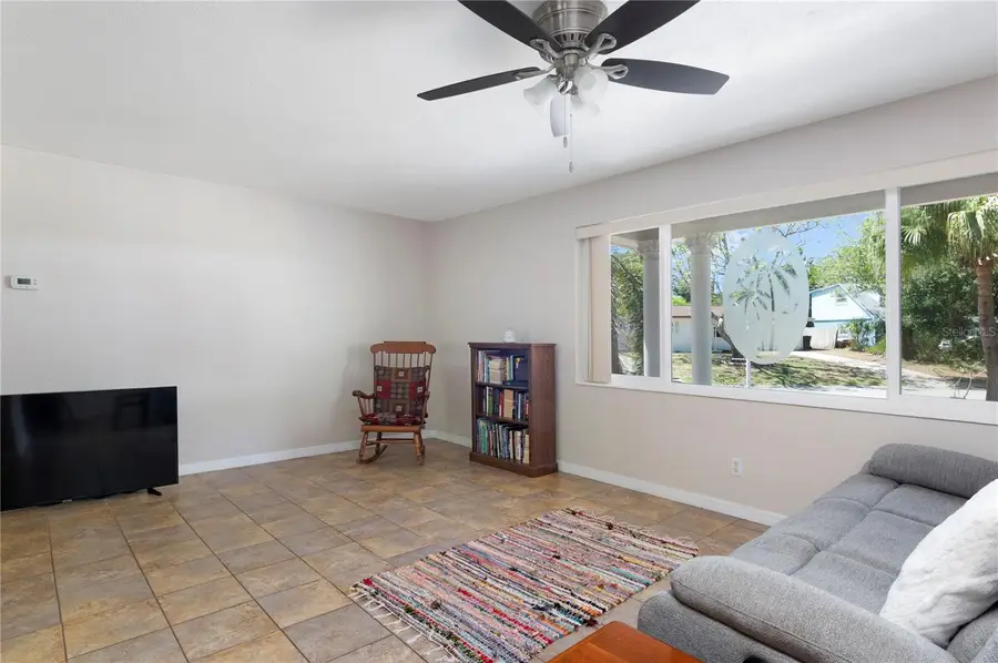 6401 26th Way N, Saint Petersburg, FL 33702 - #3