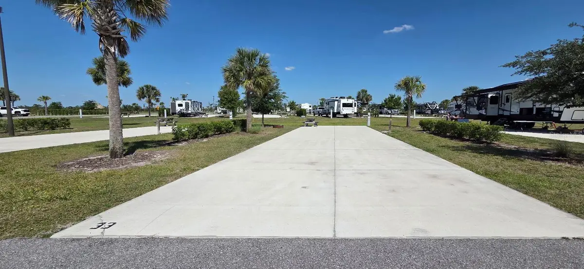 33 Tiki Turn Hyw 630 E, Lake Wales, FL 33898 - #1