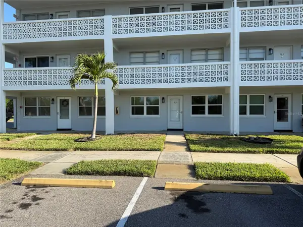 1001 77th Avenue N #102, ST PETERSBURG, FL 33703