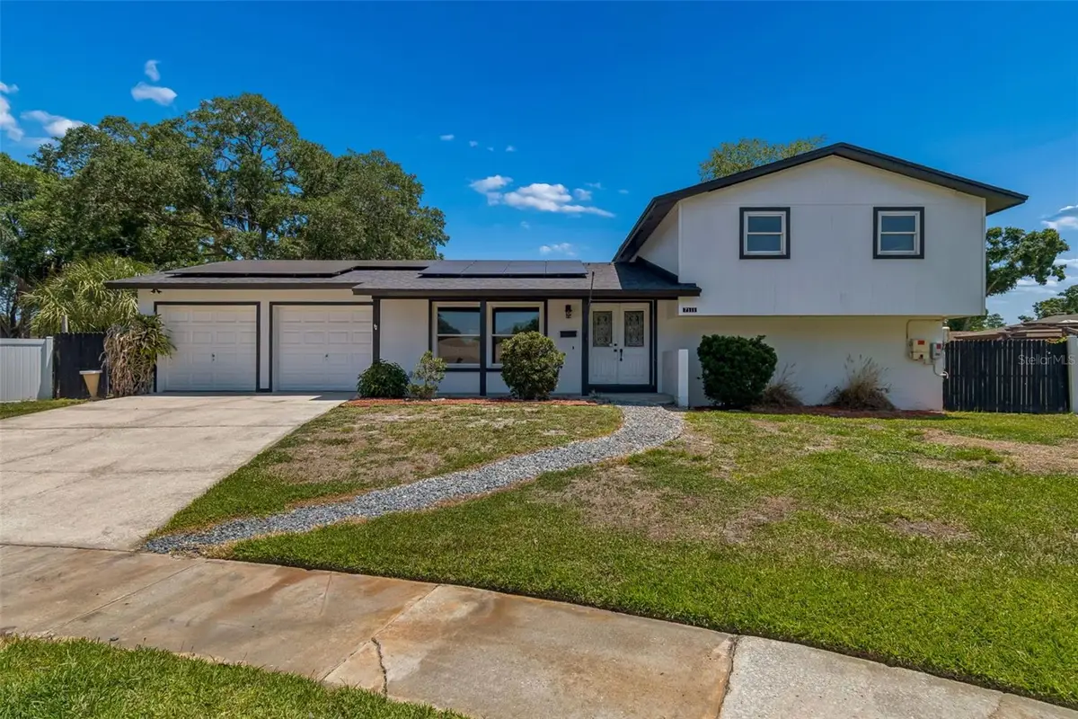 7111 Gateway Court, Tampa, FL 33615 - #1