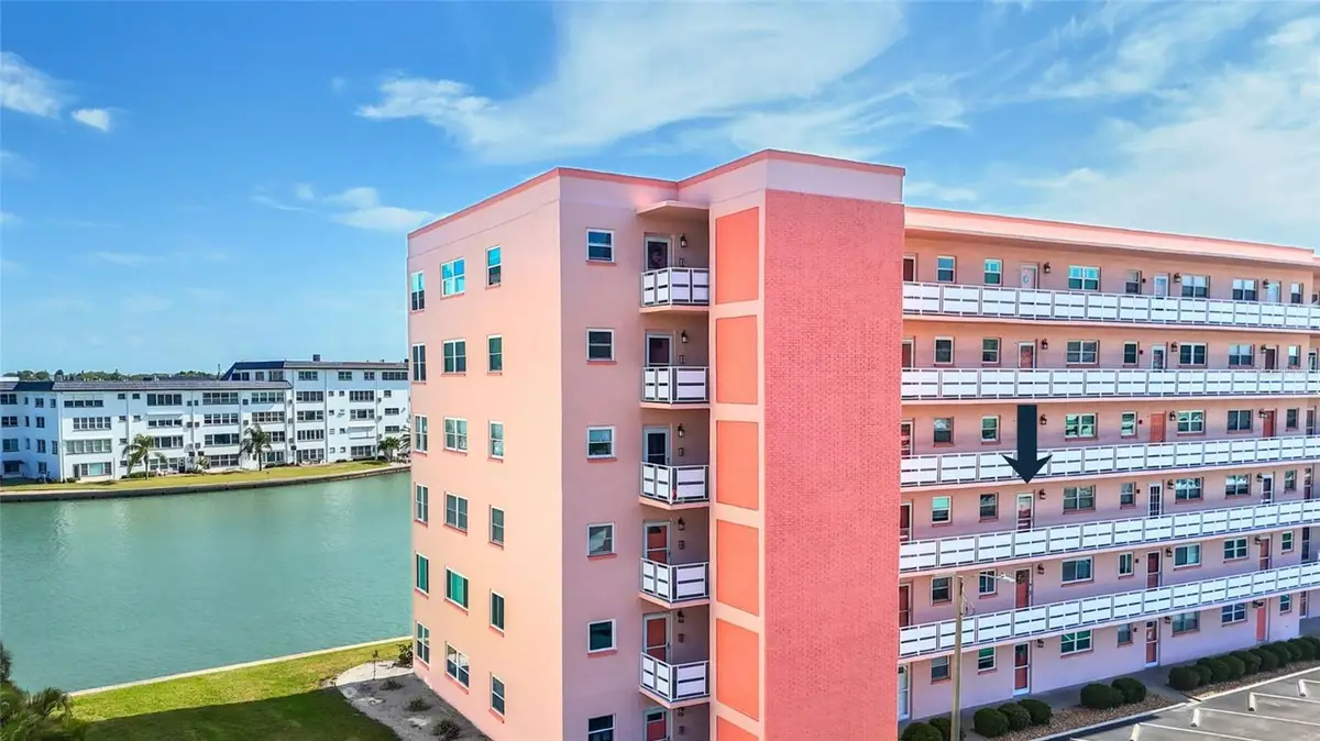 6025 Shore Boulevard S #303, Gulfport, FL 33707 - #1