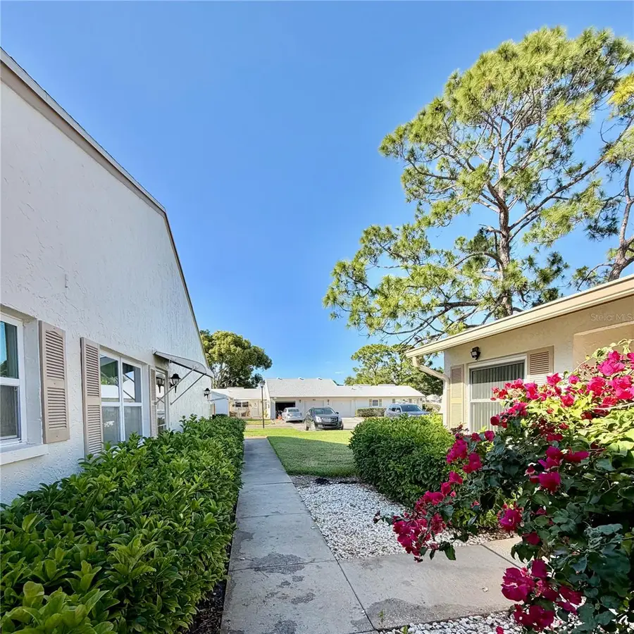 3386 39th Street S #B, Saint Petersburg, FL 33711 - #2