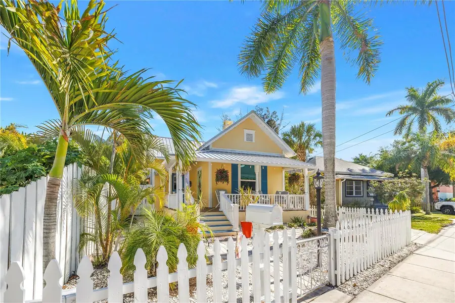 748 11th Avenue N, Saint Petersburg, FL 33701 - #2