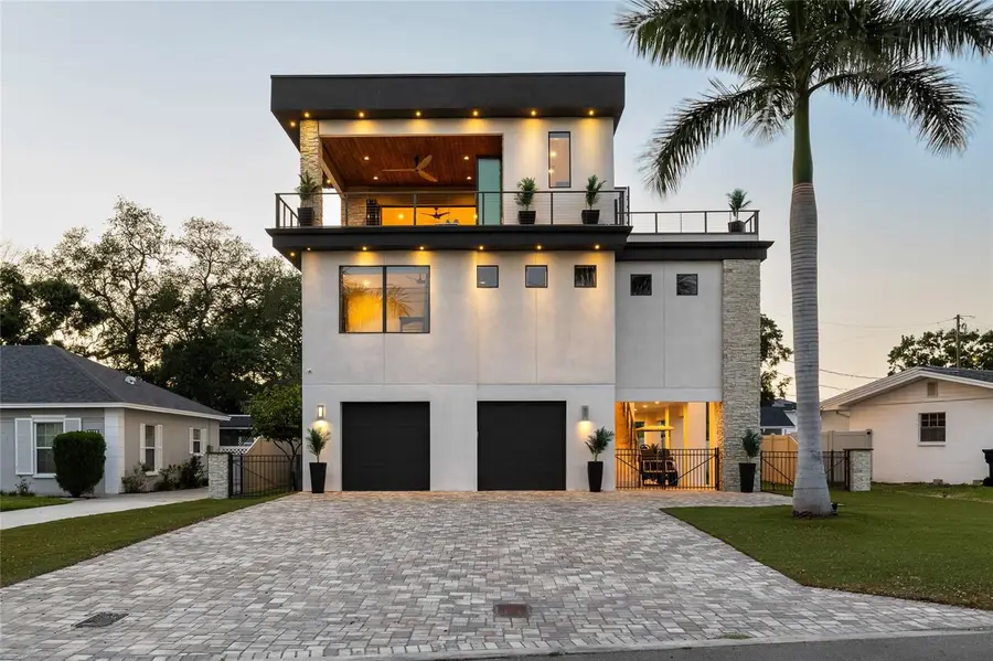 706 S Davis Boulevard, Tampa, FL 33606 - #2