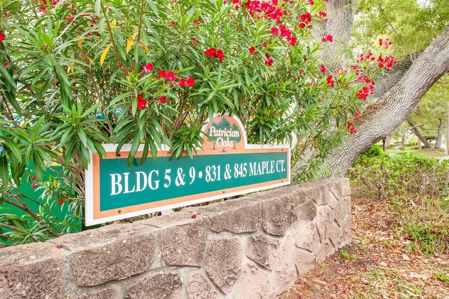 845 Maple Court #103, Dunedin, FL 34698 - #3