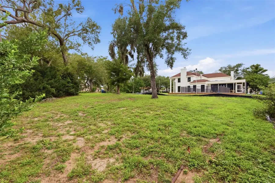 40th Avenue N, Saint Petersburg, FL 33703 - #2