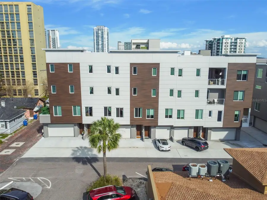 370 6th Street S, Saint Petersburg, FL 33701 - #2