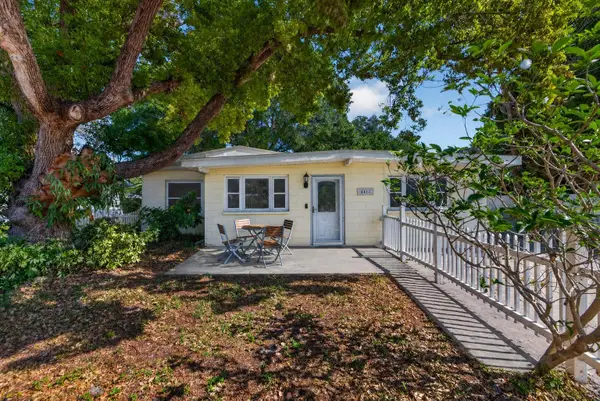 4413 W Rogers Avenue, TAMPA, FL 33611