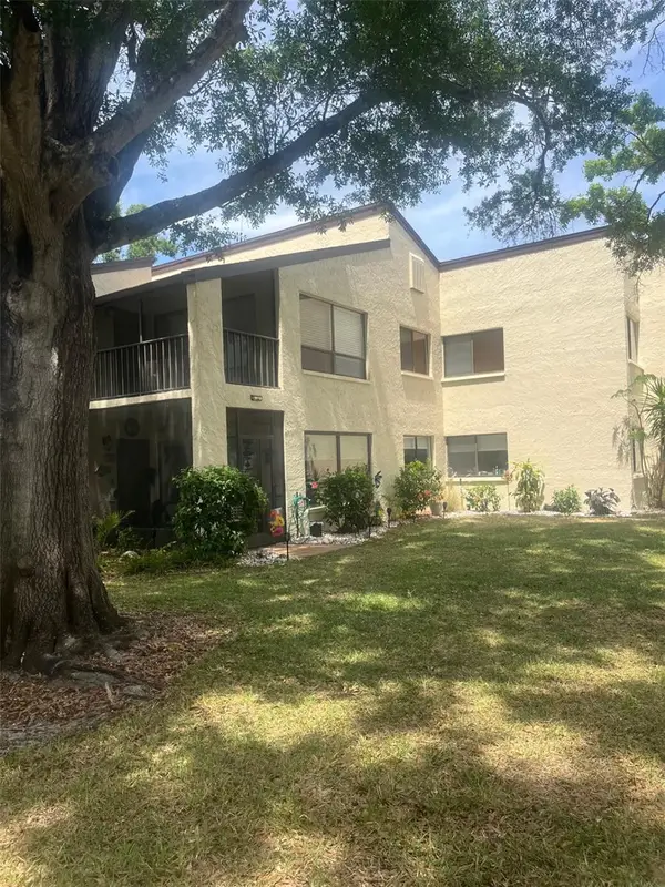 700 Starkey Road #1414, LARGO, FL 33771