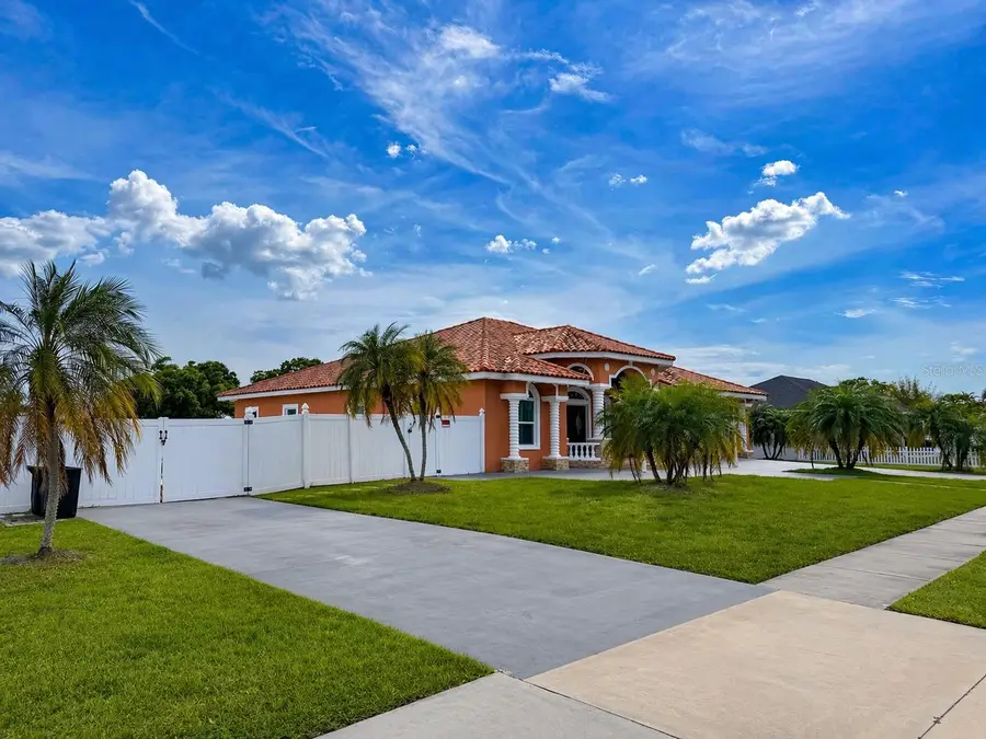 5550 64th Avenue N, Pinellas Park, FL 33781 - #3