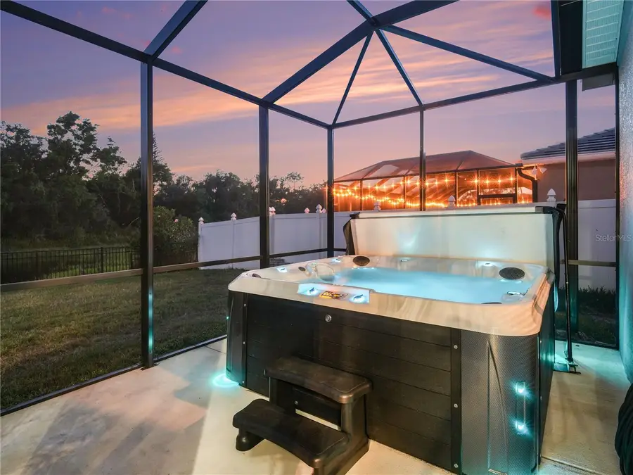 1656 Pinyon Pine Dr, Sarasota, FL 34240 - #2
