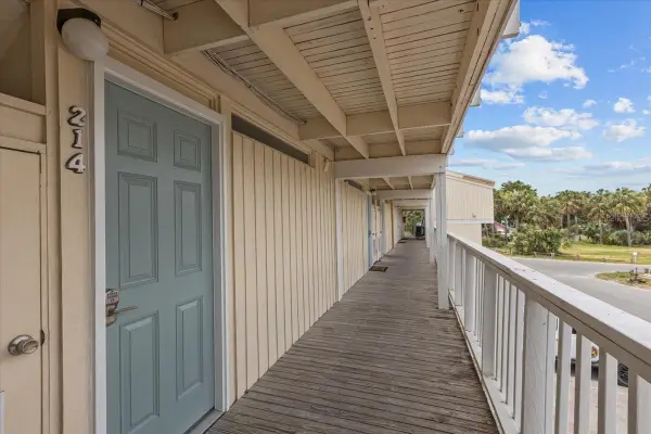 82 2nd Street #D5, CEDAR KEY, FL 32625