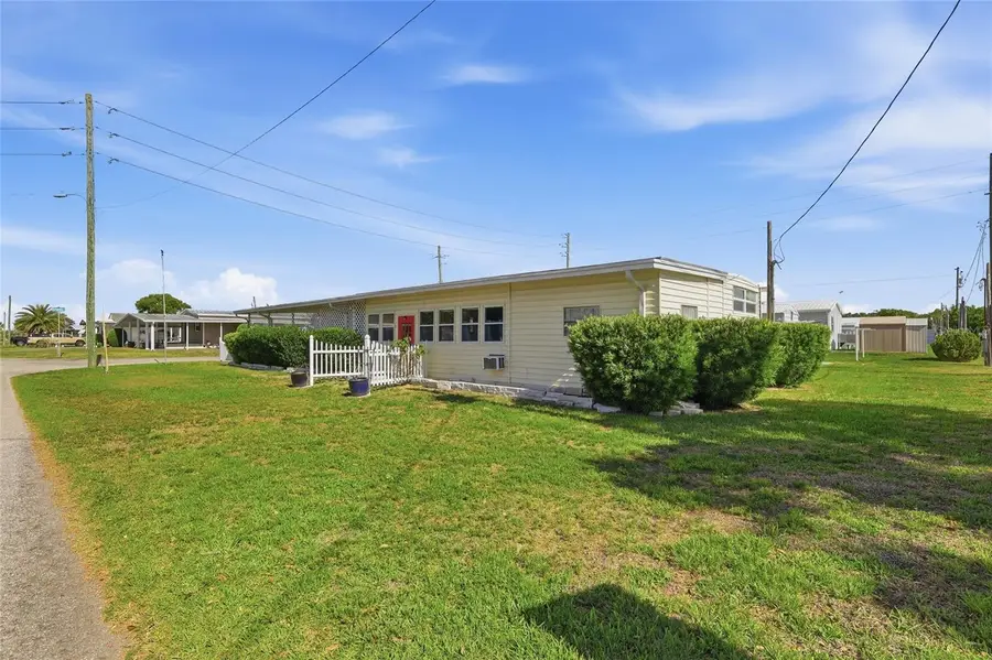 5246 Amanda Street, Zephyrhills, FL 33542 - #3