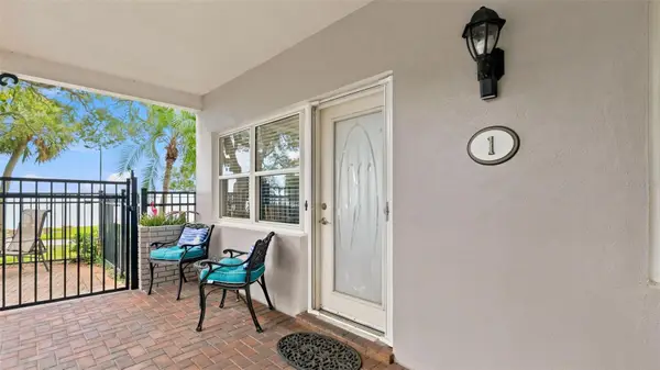 1101 Victoria Drive #1, DUNEDIN, FL 34698