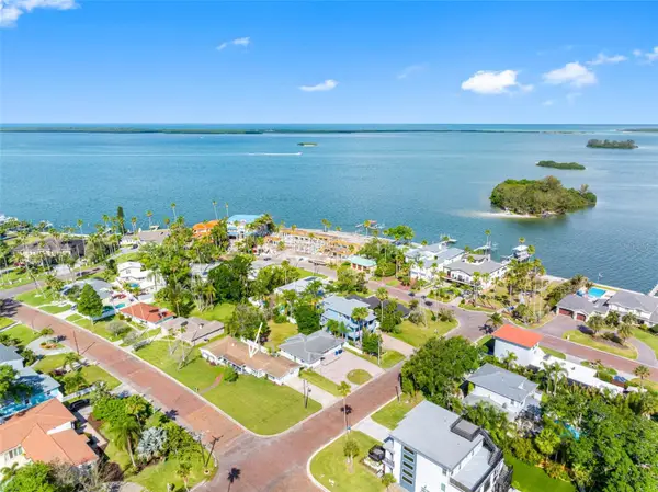 1794 Santa Barbara Drive, DUNEDIN, FL 34698