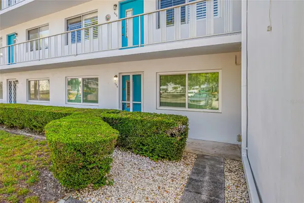 8533 110th Street #106, SEMINOLE, FL 33772