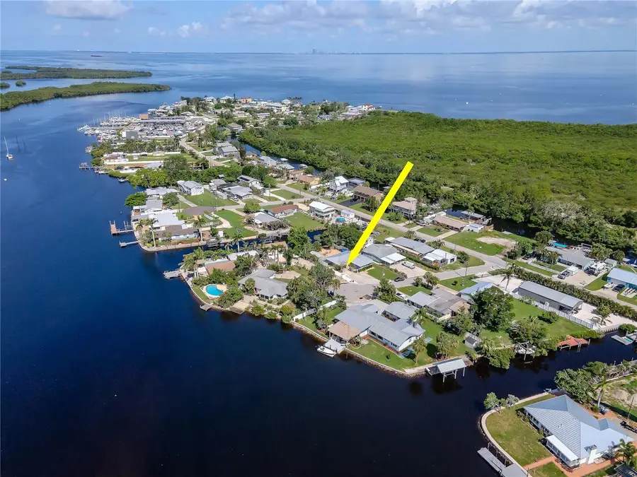 106 Steven Street, Ruskin, FL 33570 - #2