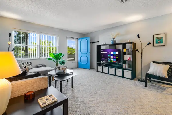 2850 59th Street S #205, GULFPORT, FL 33707