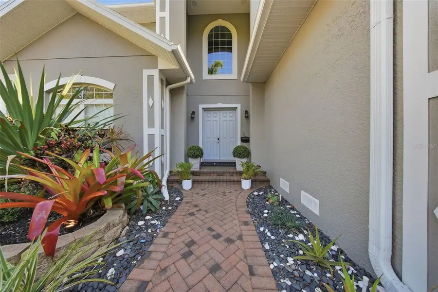 234 36th Avenue Ne, Saint Petersburg, FL 33704 - #2