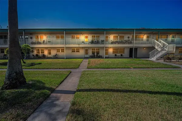 5216 81st Street N #5, ST PETERSBURG, FL 33709