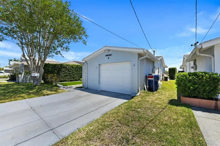 5106 Blue Heron Drive, New Port Richey, FL 34652 - #2