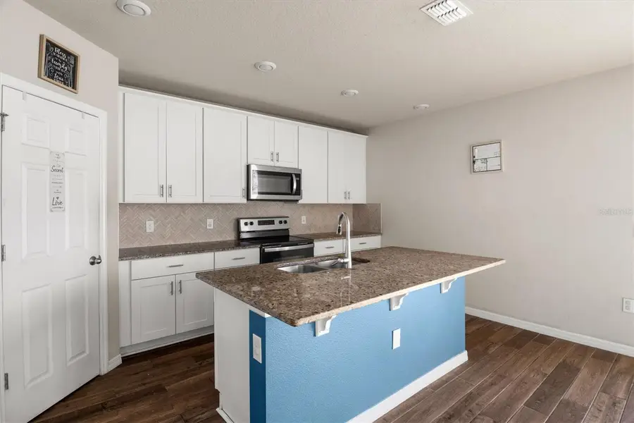 884 Cambridge Drive, Winter Haven, FL 33881 - #3