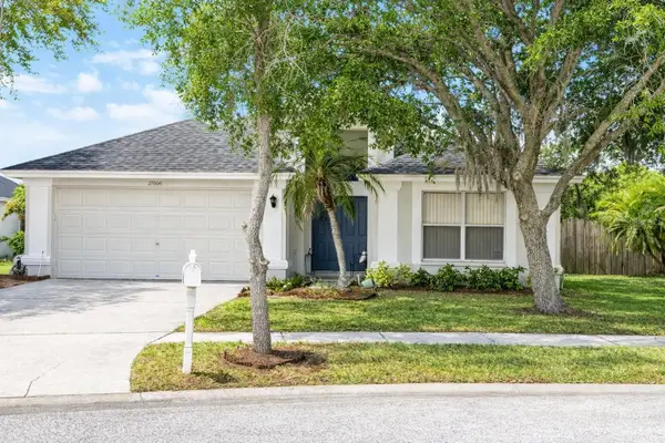 27606 Sky Lake Circle, WESLEY CHAPEL, FL 33544