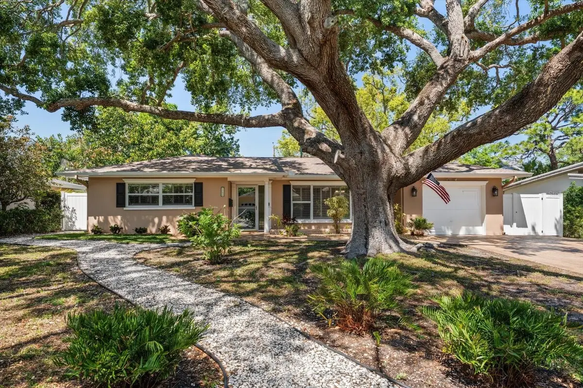 1702 Meredith Lane, Belleair, FL 33756 - #1