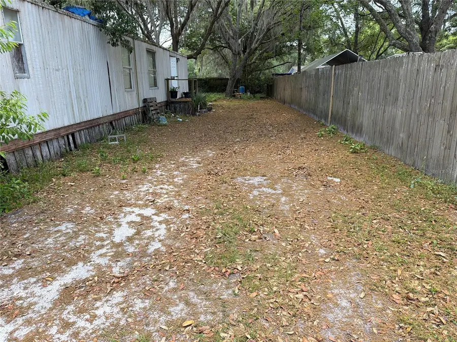 112 Ivanhoe Drive, Satsuma, FL 32189 - #3