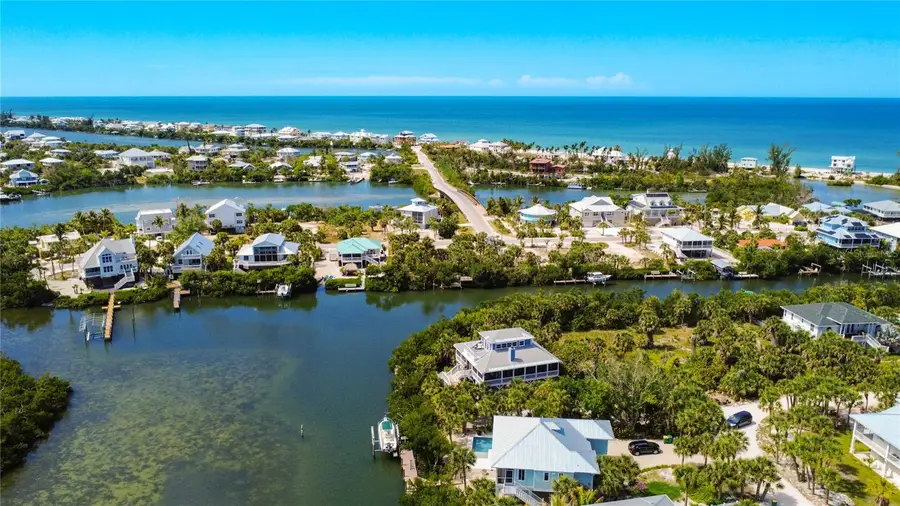 39 Bayshore Circle, Placida, FL 33946 - #2