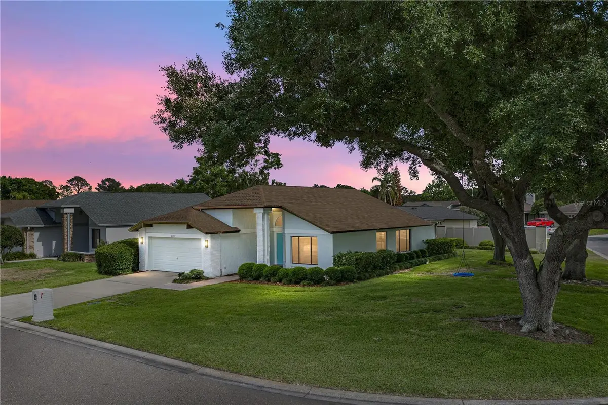 2317 Walden Place N, Plant City, FL 33566 - #1