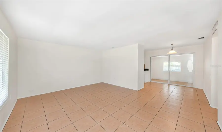11234 68th Avenue N, Seminole, FL 33772 - #3