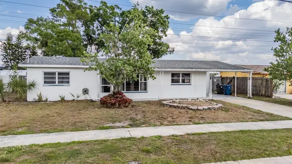 307 Country Club Drive, OLDSMAR, FL 34677