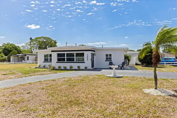 1235 45th Street N, ST PETERSBURG, FL 33713