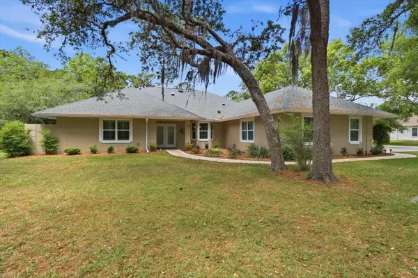35 Douglas Street, HOMOSASSA, FL 34446
