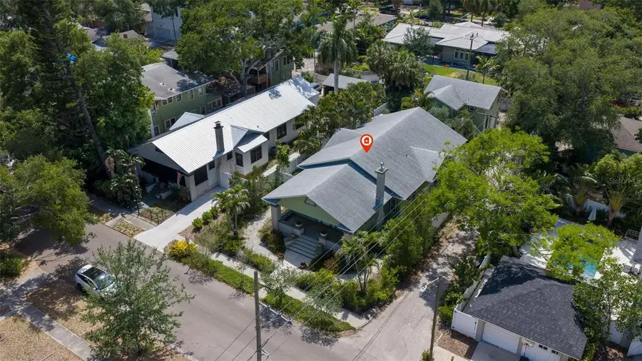 1260 10th Street N, Saint Petersburg, FL 33705 - #2