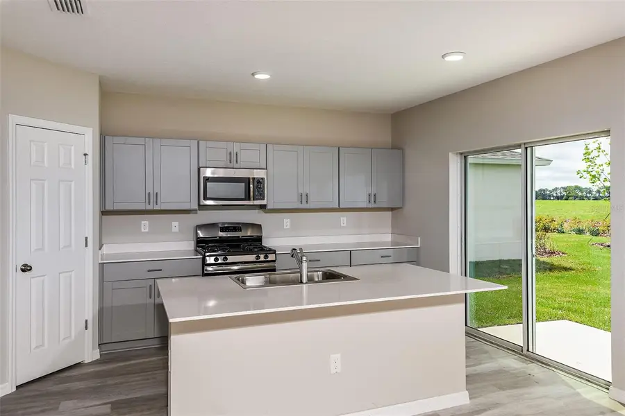 35433 Arbor Retreat Drive, Dade City, FL 33525 - #2