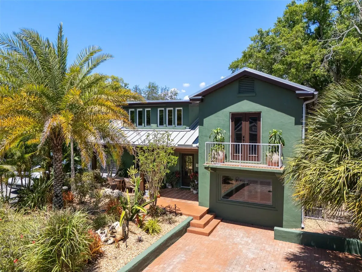 3213 W Barcelona Street, Tampa, FL 33629 - #1