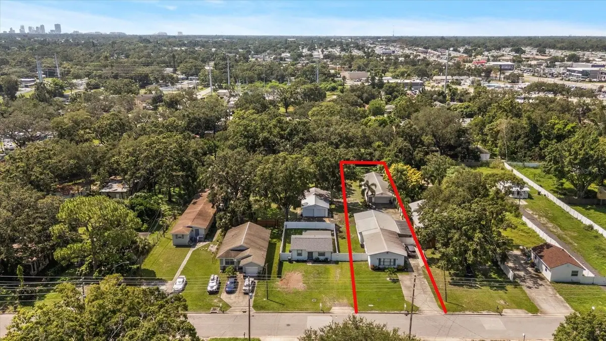 3290 70th Avenue N, Saint Petersburg, FL 33702 - #1