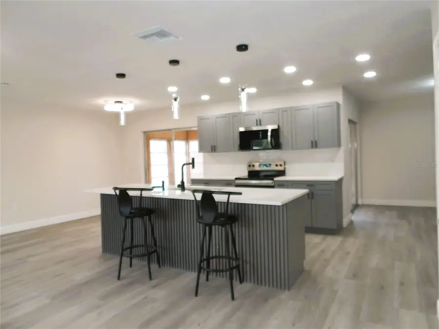 614 Huntington Street, Brandon, FL 33511 - #2