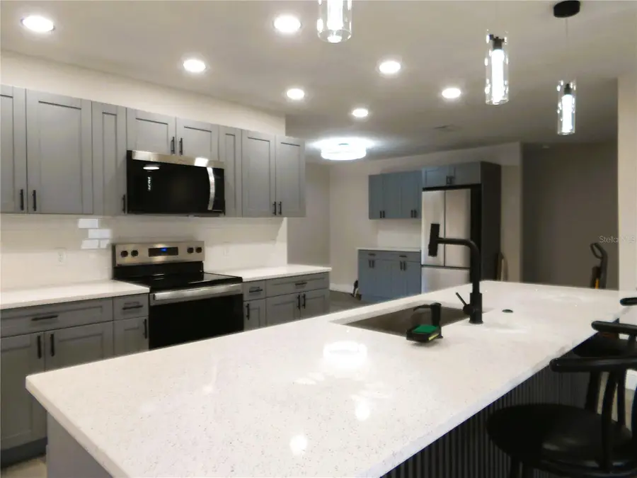 614 Huntington Street, Brandon, FL 33511 - #3