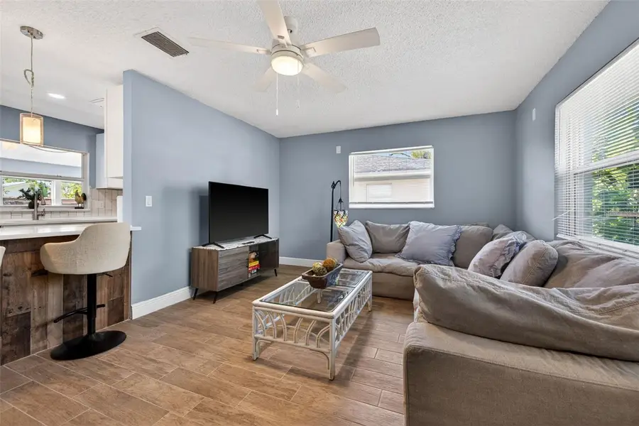 5810 Venetian Boulevard Ne, Saint Petersburg, FL 33703 - #3