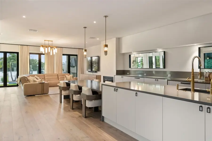 1123 Abbeys Way, Tampa, FL 33602 - #3